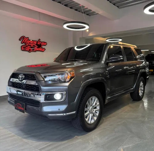 Toyota 4Runner limited 2017