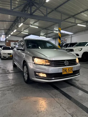 VOLKSWAGEN VENTO COMFORTLINE