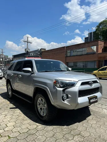 Toyota 4Runner SR5 2018