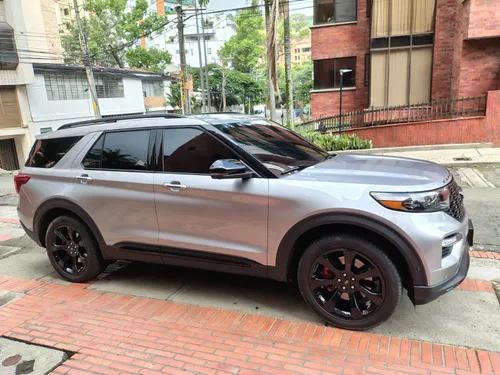 Ford Explorer ST 2022 como nueva 4492km 