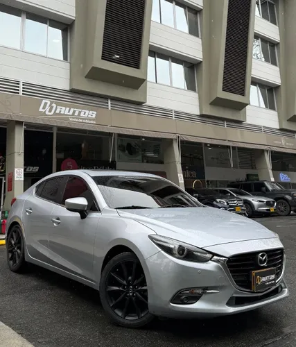 MAZDA 3 GRAND TOURING LX