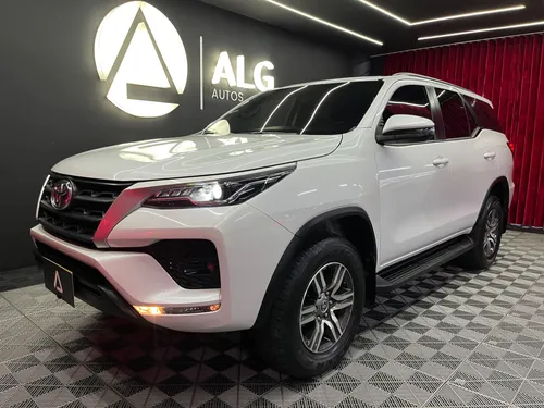Toyota Fortuner 2.4 Diesel 