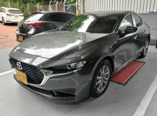 Mazda 3 Touring 2021