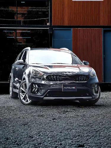 Kia Niro Zenith Hybrid 2022