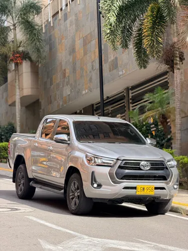 Toyota hilux 2023 diesel 2.4