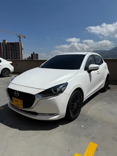 Mazda 2 grand touring 