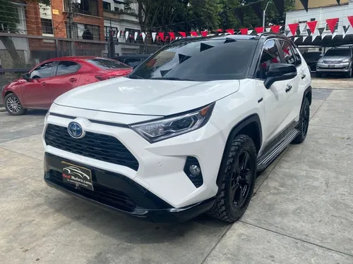 toyota rav4 hibrida xle 4x4 2021 - crema