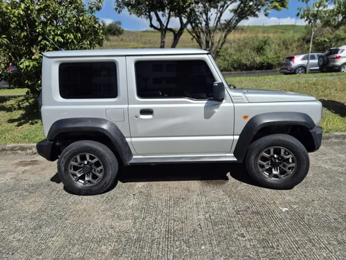 SUZUKI JIMNY GL 2024