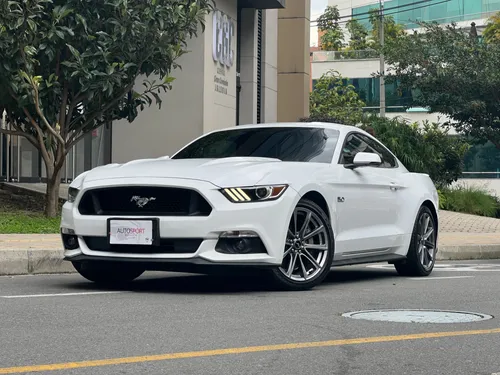 Ford Mustang GT Premium