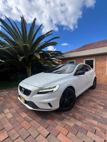 Volvo v40 T4 R-Desing Blindado