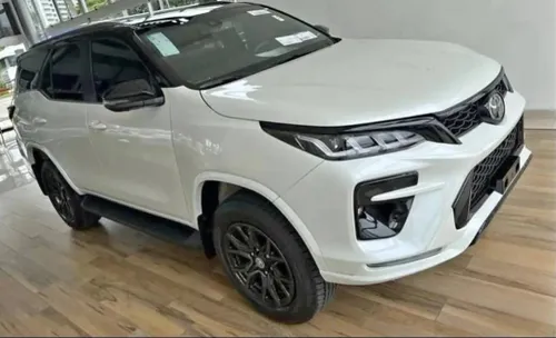 Toyota Fortuner GR 2026