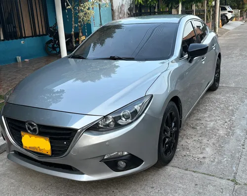 Mazda 3 Touring MT