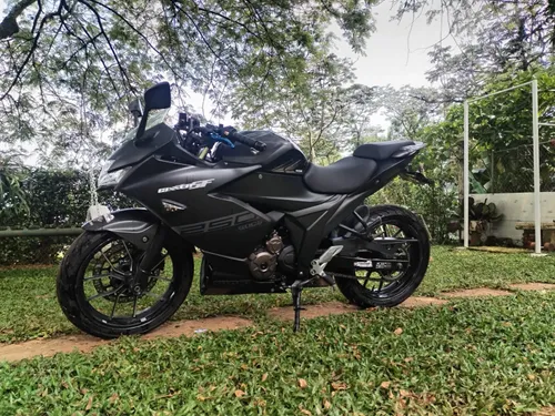 SUZUKI GIXXER SF 250 2020 Cali - IMPECABLE Y EQUIPADA 