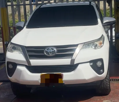 Toyota Fortuner Mid 2.7 2018