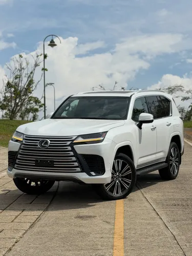 Lexus LX 700H LUXURY 2025 híbrida 