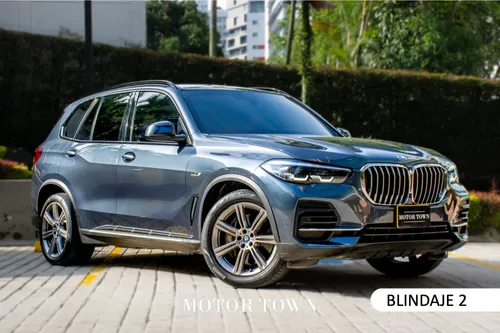 BMW X5 XDRIVE45E 2022 BLINDADA