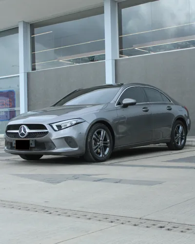 MERCEDES BENZ A200 PROGRESSIVE 2020