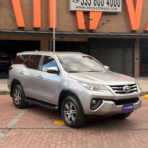 Toyota Fortuner SW4 2.7 4x2 2018