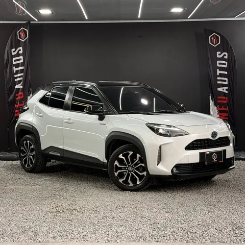 TOYOTA YARIS CROSS XLS HYBRID 2024