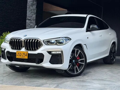 BMW X6 M50i PERFORMANCE  2021