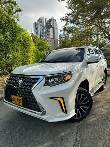 TOYOTA PRADO TXL V6 GASOLINA 4X4  2018 