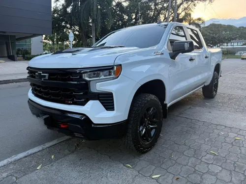 CHEVROLET SILVERADO Z71 2024