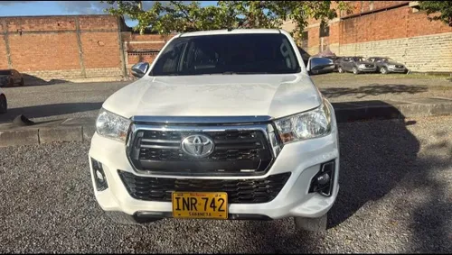 Toyota Hilux SRV 2017