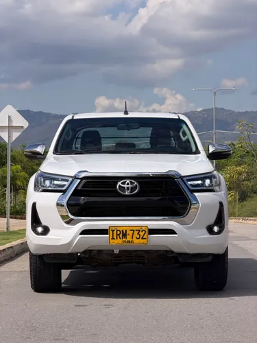 TOYOTA HILUX 2018 DIESEL MT  4X4 ACTUALIZADA