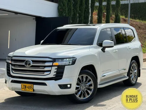 TOYOTA SAHARA LC300 GXR HIGH ÁRABE  2023  DIÉSEL  BLINDAJE 2 PLUS 