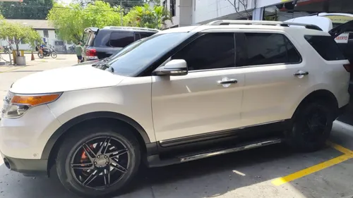 FORD EXPLORER VERSIÓN LIMITED AT 3500CC 4X4
