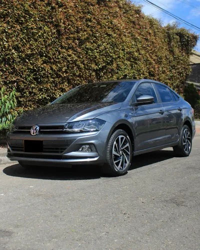 VOLKSWAGEN VIRTUS HIGHLINE 2022