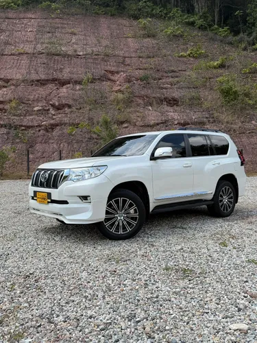 TOYOTA PRADO TXL  2019  DIÉSEL  4x4 