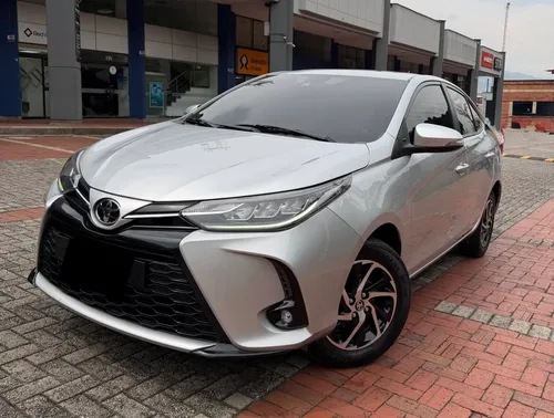 Toyota Yaris 1.5 XLS Sedan Automático  Modelo 2023