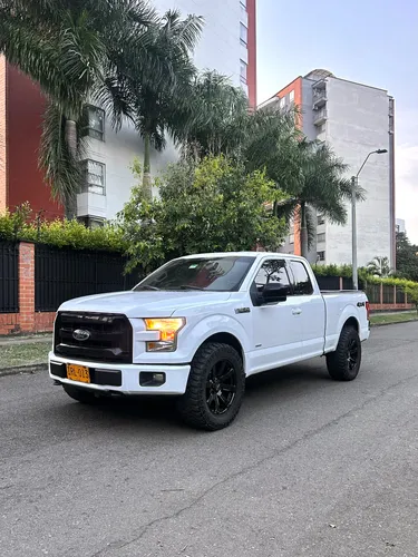 FORD F-150 MEDIA CABINA 2015