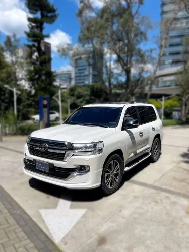 TOYOTA LAND CRUISER LC200 VXR