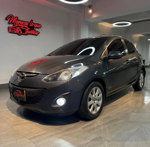 Mazda 2 2014