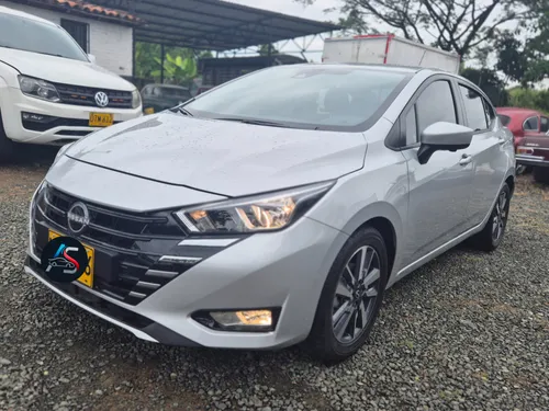 2025 Nissan Versa Advance