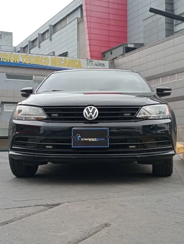 VOLKSWAGEN JETTA 2018 6 FL TRENDLINE TP 2000CC 2AB ABS R16