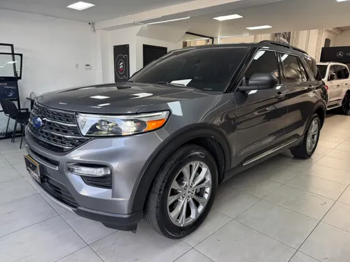 Ford Explorer XLT 2021 