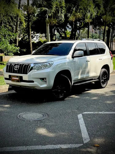 Toyota Prado Txl 3.0 Diésel modelo 2018 