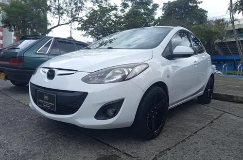 2014 Mazda 2 automatico info 3136614176