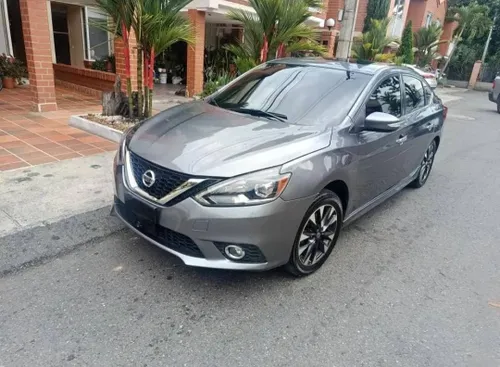 Nissan Sentra Exclusive 2019
