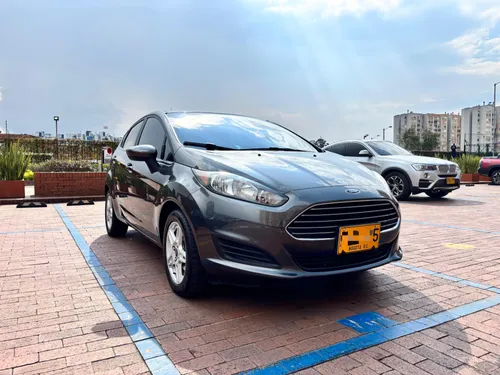 Ford Fiesta 2018 Se mecánico 