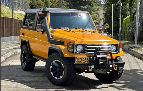 Toyota Land Cruiser Macho