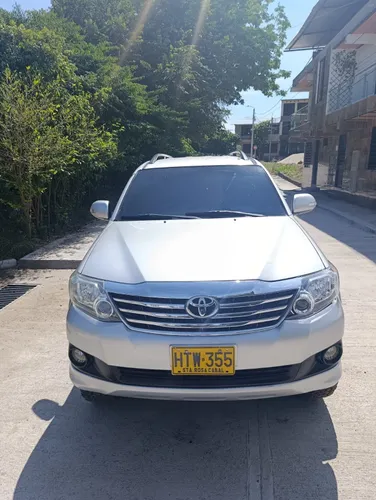 Toyota Fortuner 2014