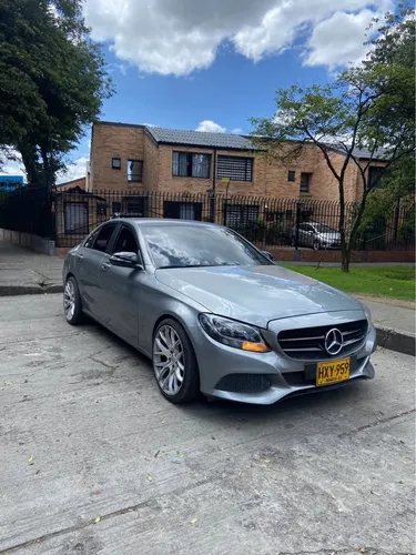 MERCEDES BENZ C180 2015