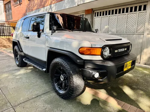 Toyota fj cruiser 