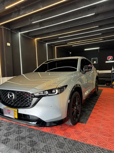 Vendo Mazda cx5 modelo 2023 CARBÓN EDITION 