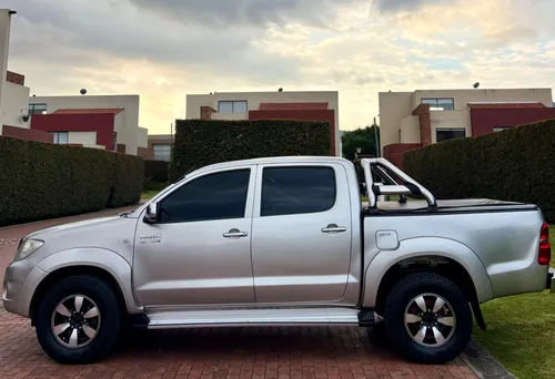 Toyota Hilux 2011