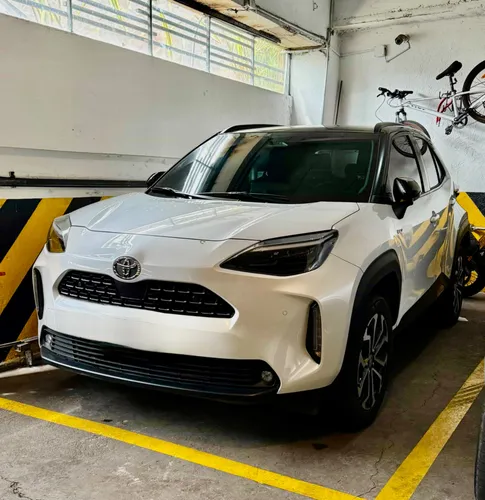 Toyota Yaris Cross XLS 1.5 Híbrida 2025
